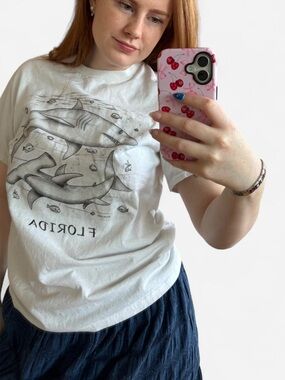 Gildan White Crew Neck Shark T-Shirt